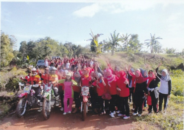 Pada tanggal 13 Juli 2016. Pengurus cabang Bhayangkari Pasaman Timur bersama Dinas mengikuti kegiatan hiking bersama. Bertempat di Daliak Kecamatan Lubuk Sikaping. Pasaman Timur