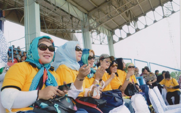 Pada tanggal 12 Agustus 2016 Ketua Bhayangkari daerah Sumbar Ny. Indri Basarudin beserta pengurus daerah Bhayangkari sumbar nonton bareng sepak bola untuk mendukung team Bhayangkara club Surabaya melawan team Semen Padang FC di Stadion GOR Agus Salim Padang Sumatera Barat.