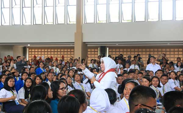 Sosialisasi Kepada SMA Unggul Del Dan SMKN 1 Kecamatan Laguboti a