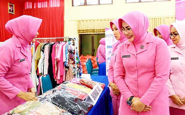 Pasar Murah Bhayangkari Daerah Riau 2019 a