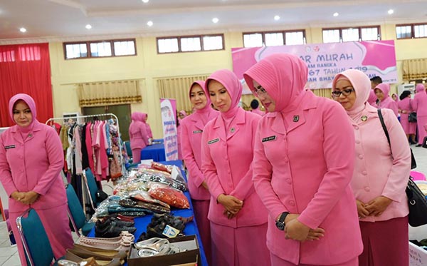 Pasar Murah Bhayangkari Daerah Riau 2019 d