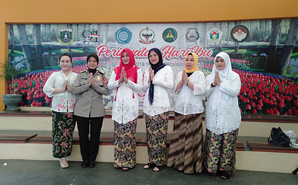 Peringatan Hari Ibu Ke-91 Tingkat Provinsi Banten 2020 C