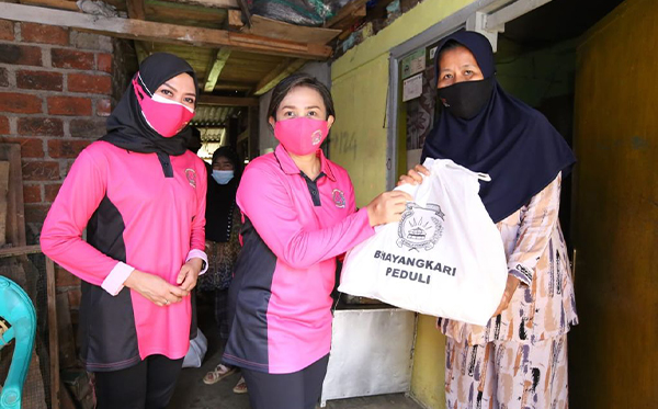 Bakti Sosial Bhayangkari Peduli di Sukabumi_8