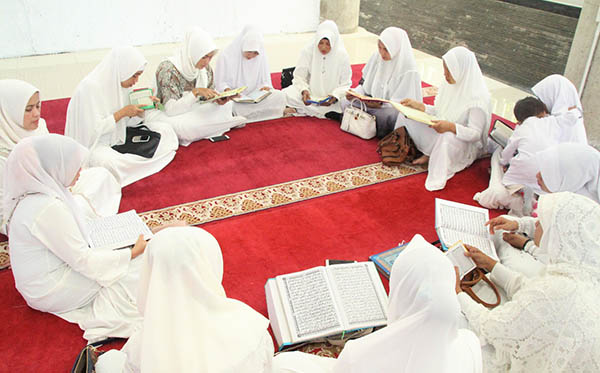 Tadarusan Al Quran bersama Bhayangkari PD Aceh 2019 c