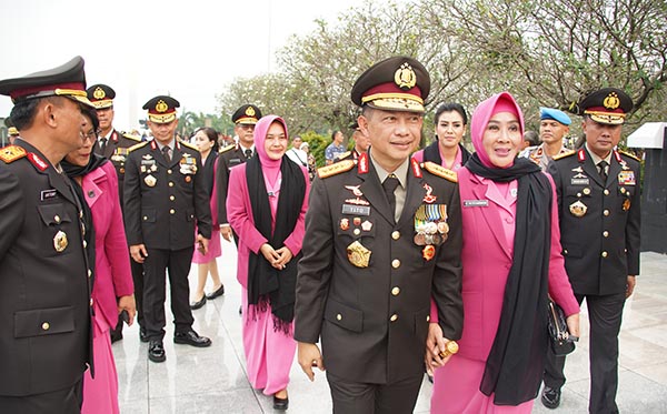 pemakan ibu ani yudhoyono g